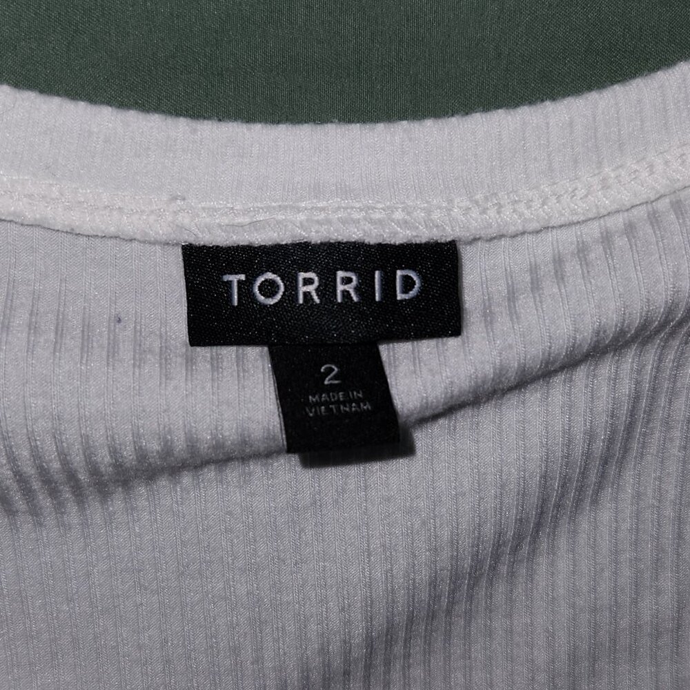 Torrid Ribbed White Tee - Picture 2 of 4